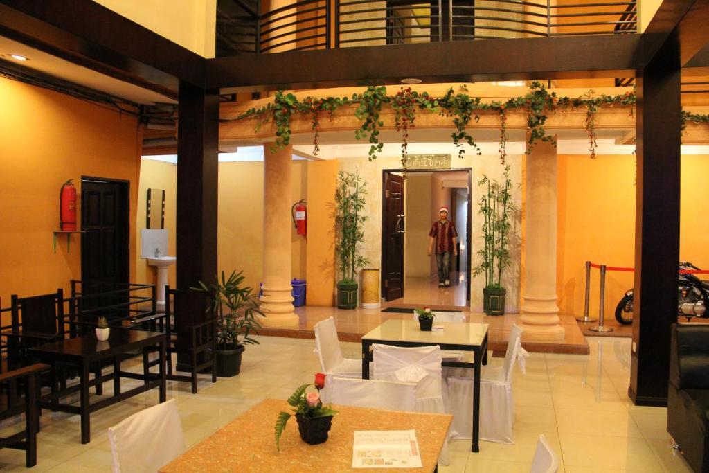 Hotel Sing A Song Pematang Siantar Bagian luar foto