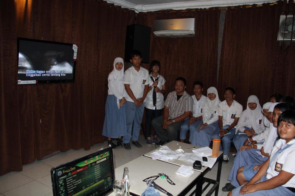 Hotel Sing A Song Pematang Siantar Bagian luar foto